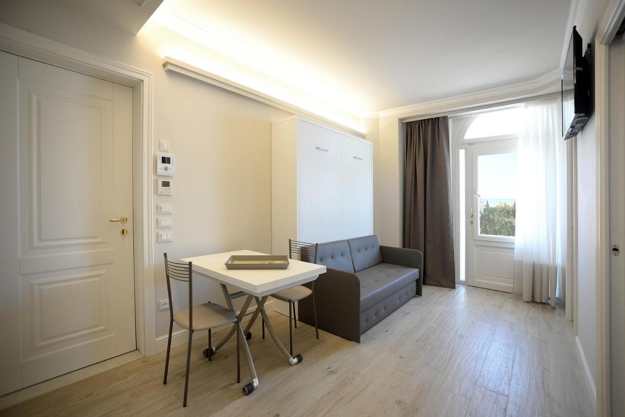 Opera Arte Rooms Porto Recanati Buitenkant foto