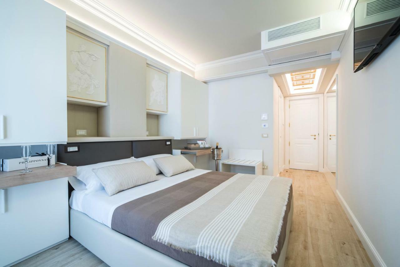Opera Arte Rooms Porto Recanati Buitenkant foto